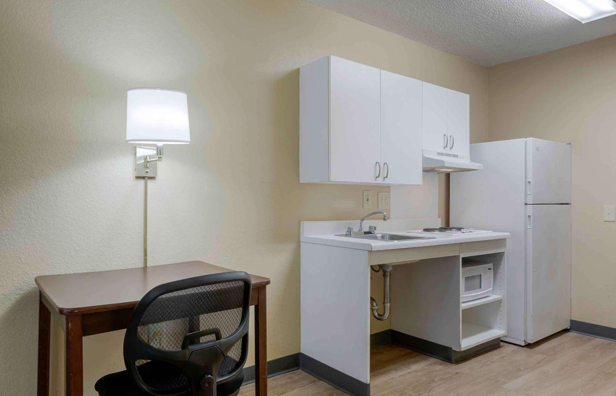 Extended Stay America Select Suites - Washington, Dc - Sterling - Dulles Экстерьер фото
