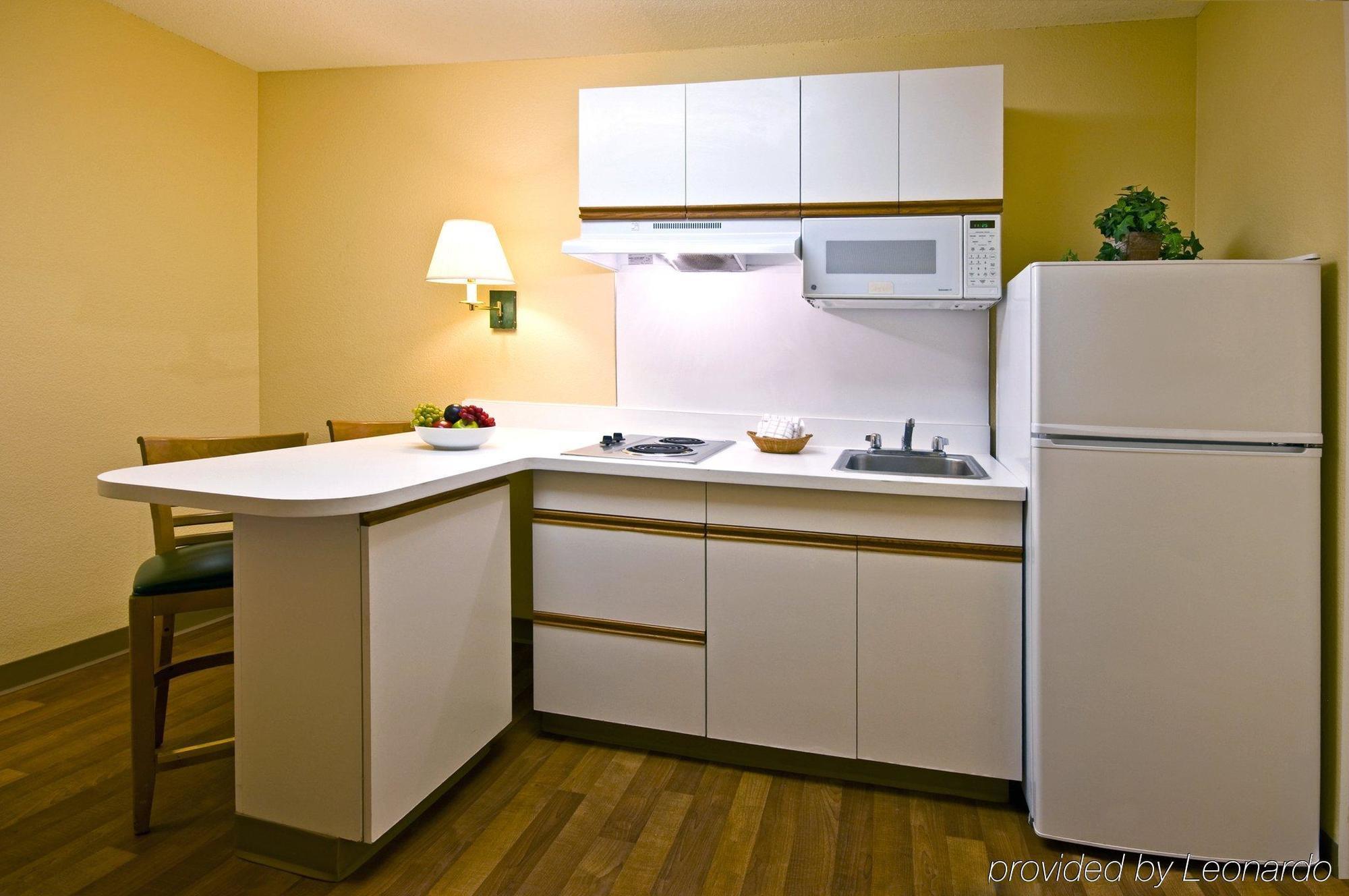 Extended Stay America Select Suites - Washington, Dc - Sterling - Dulles Экстерьер фото